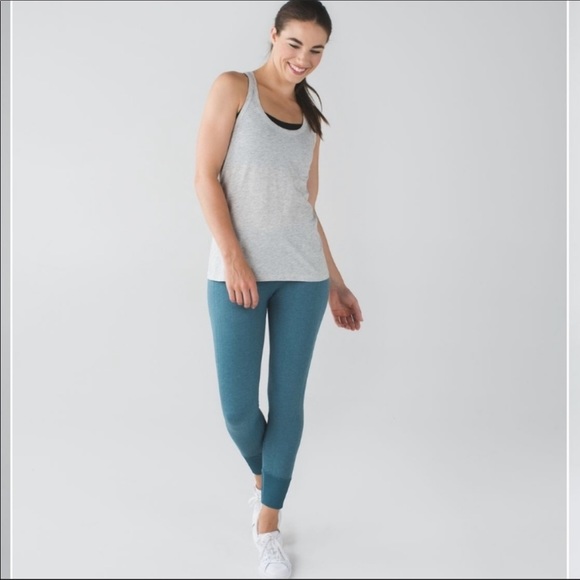 Lululemon Ebb to Street Pant - Size 12 - Picture 3 of 10